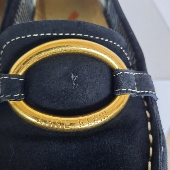 Anne Klein I FLEX Loafers Leather Black Gold Accent Logo Quiet Luxury Size 10.5 - Picture 6 of 16
